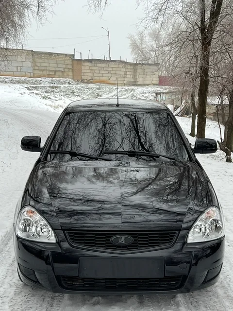 Продается Лада Приора 2011 года - Внедорожники в Волгоград