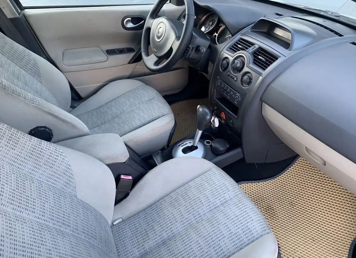 Продажа Renault Megane 2006 года с автоматом - Легковые автомобили (Авто) в Волгоград