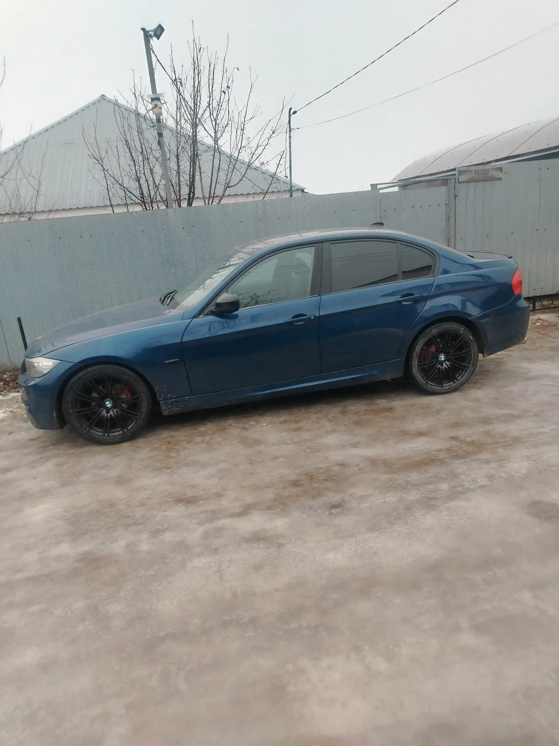 BMW 325iX (E90) 2006 года с полным приводом и M-пакетом - Легковые автомобили (Авто) в Волгоград