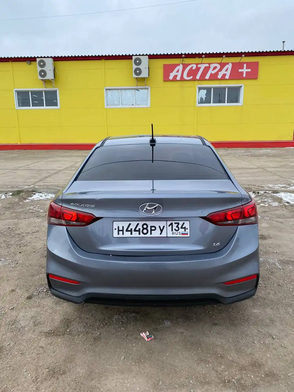 Продажа Hyundai Solaris 2017 года, пробег 212500 км - Легковые автомобили (Авто) в Волгоград
