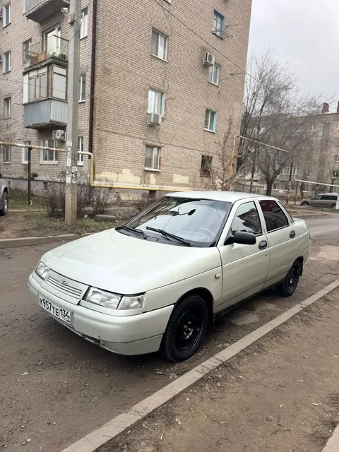 Продается ВАЗ 2110 2005 года выпуска - Легковые автомобили в Волгоград