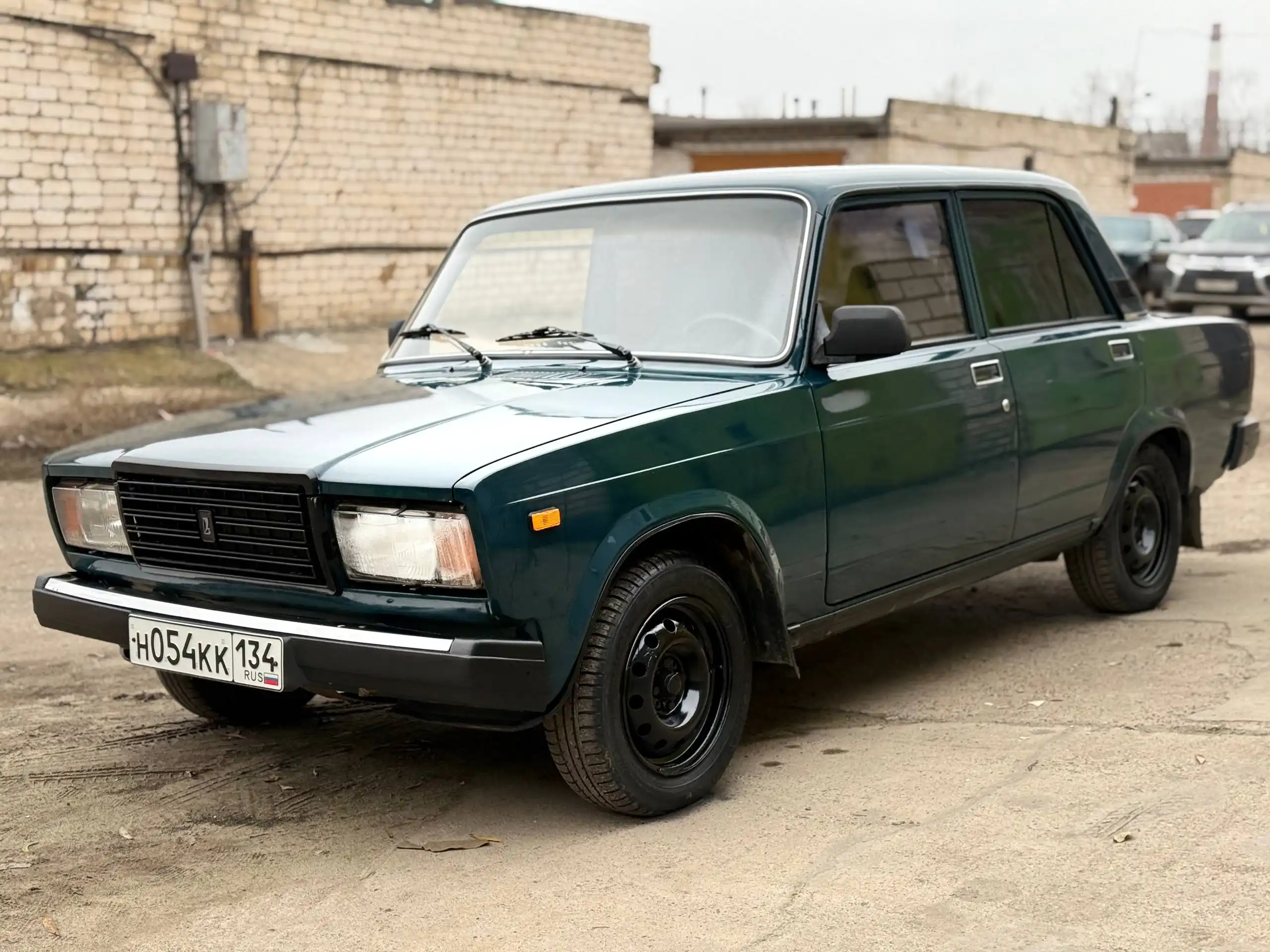 ВАЗ 2107 2004 г.в., 90 тыс. км, механика, карбюратор, один хозяин по факту - Легковые автомобили (Авто) в Волжский