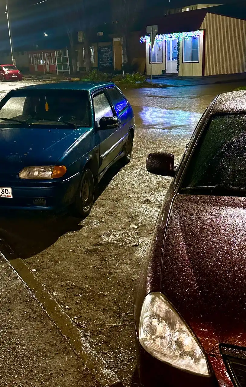 Продам Ваз 2113 2005 года с пробегом 15000 км - Авто в Знаменск