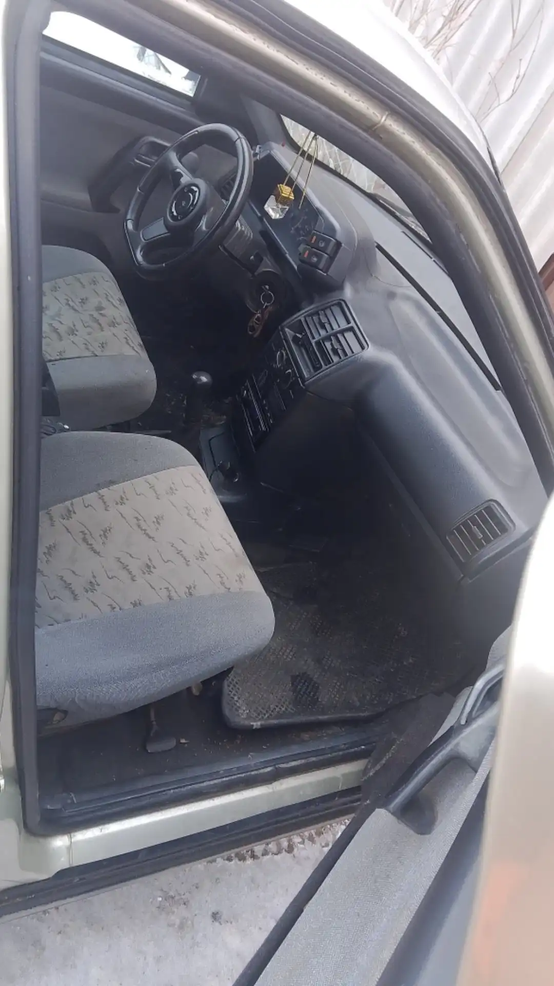 ВАЗ 2110 2006 года с пробегом 200000 км - Легковые автомобили (Авто) в Волгоград