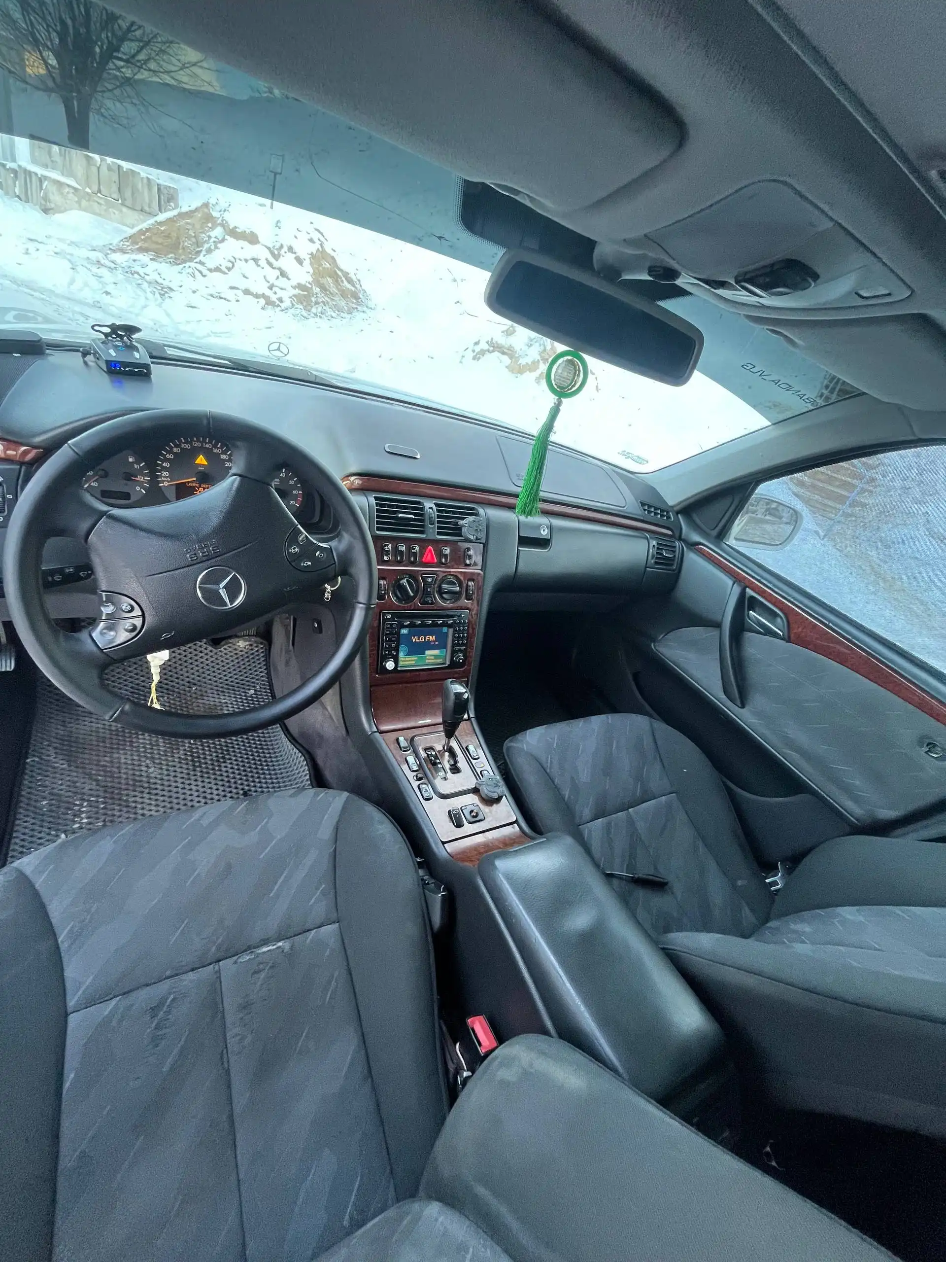 Mercedes E W210 2001 года с пробегом 683000 км - Авто в Волгоград