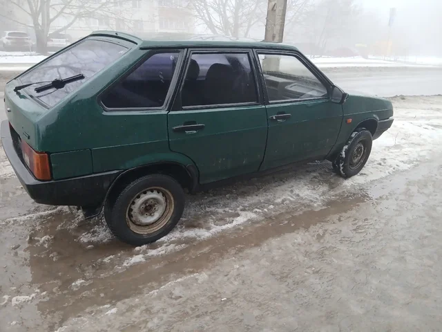 Продажа ВАЗ 2109 на уверенном ходу - Аудиооборудование в Волгоград