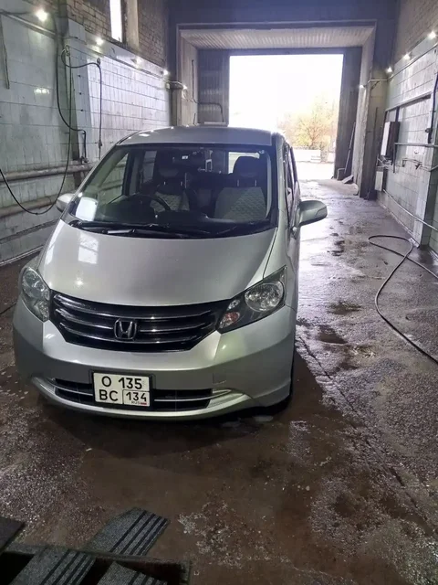 Honda Freed 2010 | Михайловка | Автомат, правый руль - Авто в Михайловка