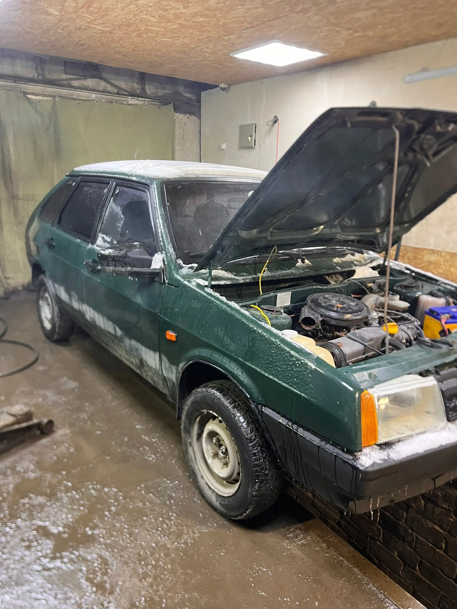 ВАЗ 2109 на уверенном ходу - Легковые автомобили (Авто) в Волгоград