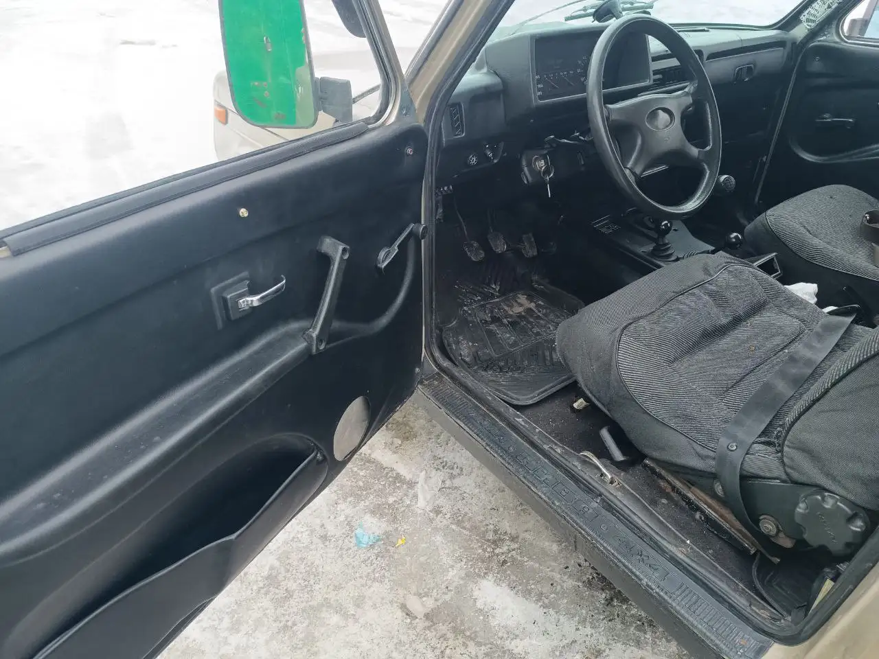 Нива карбюратор 2001 года выпуска - Авто в Волгоград