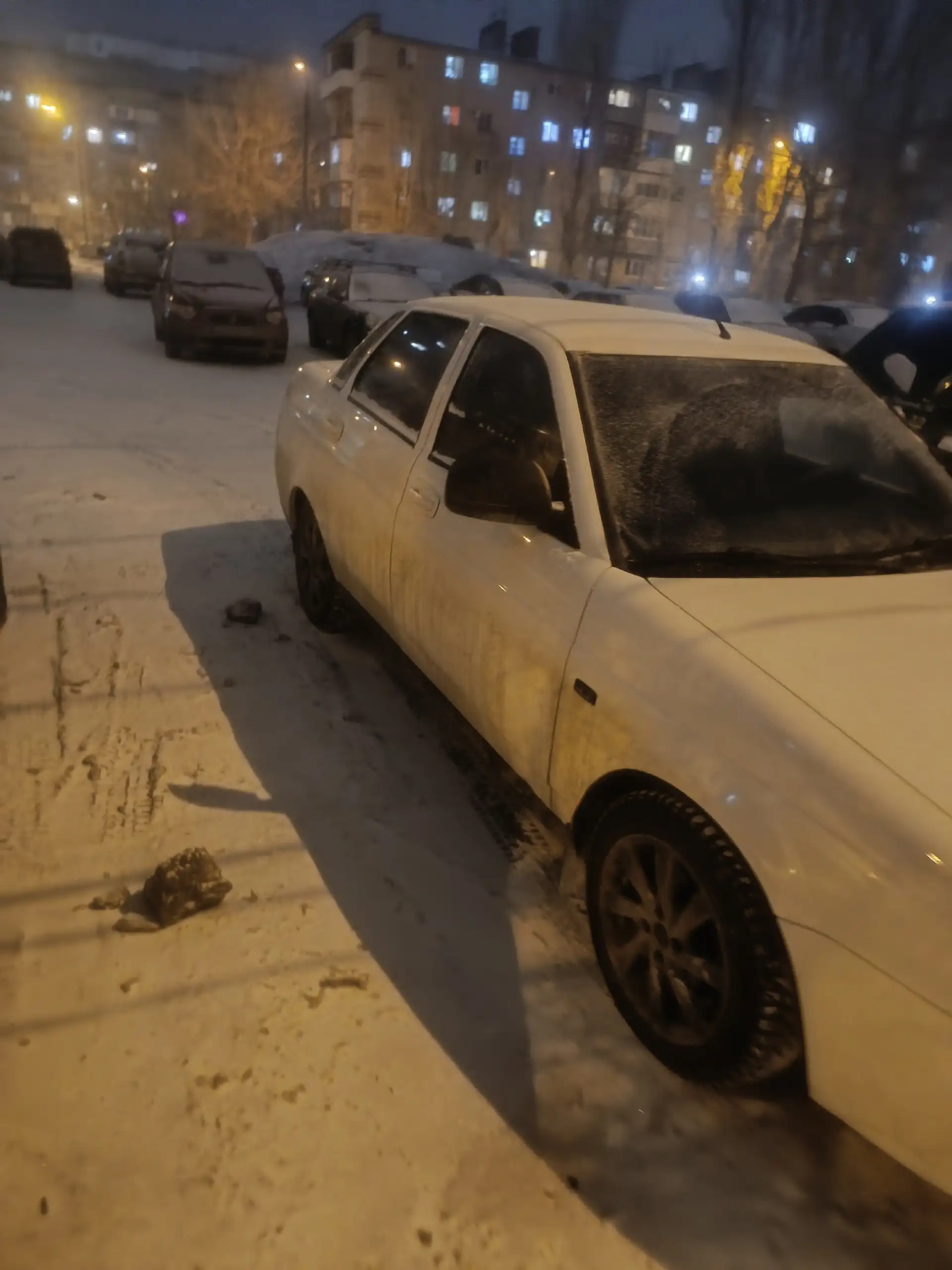 LADA Priora 2016 г., 16-клапанный двигатель, ходовая перебрана - Легковые автомобили (Авто) в Волгоград