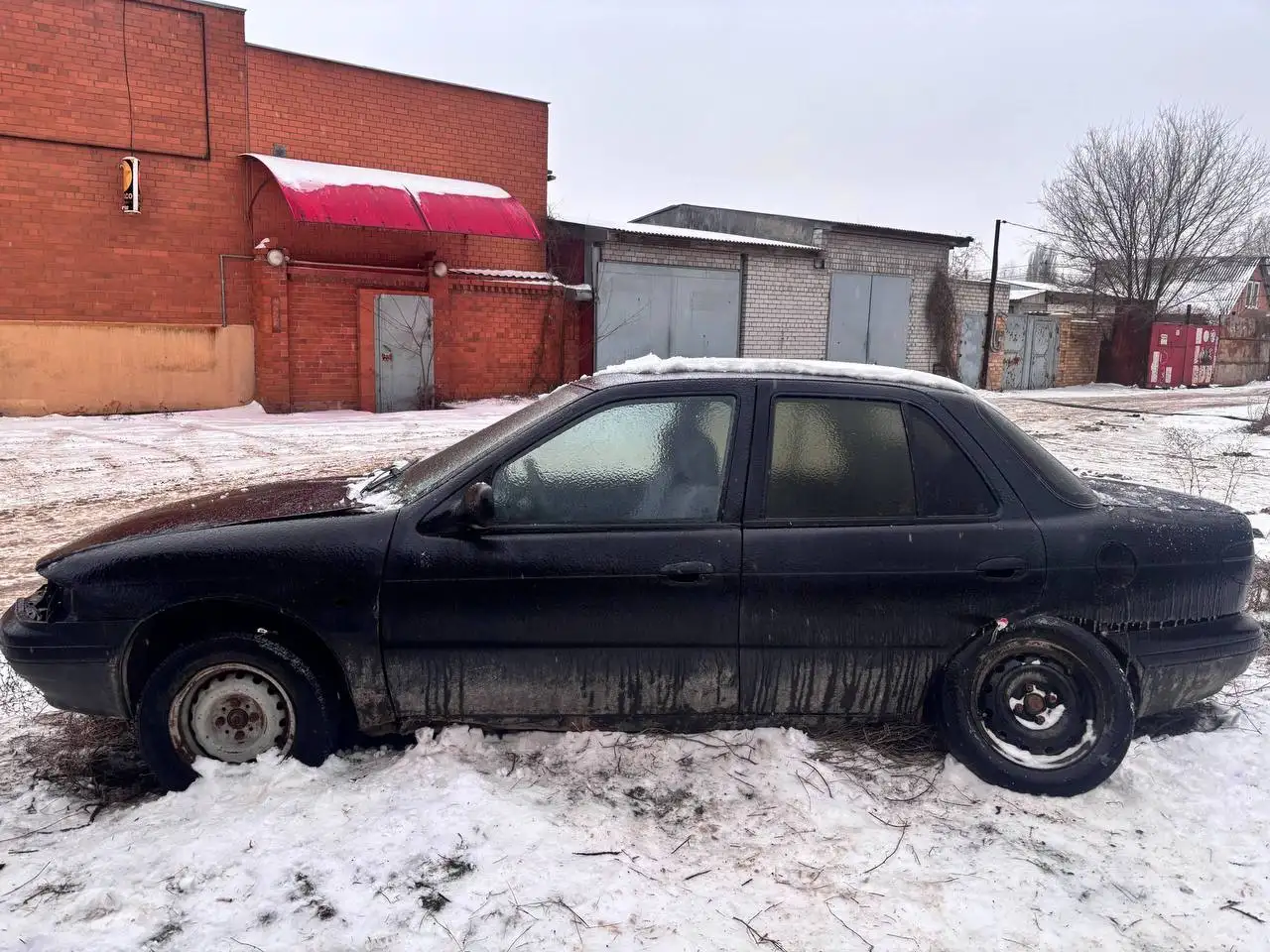 Kia Sephia 1993 года, механическая КПП, пробег 289123 км - Легковые автомобили (Авто) в Волгоград