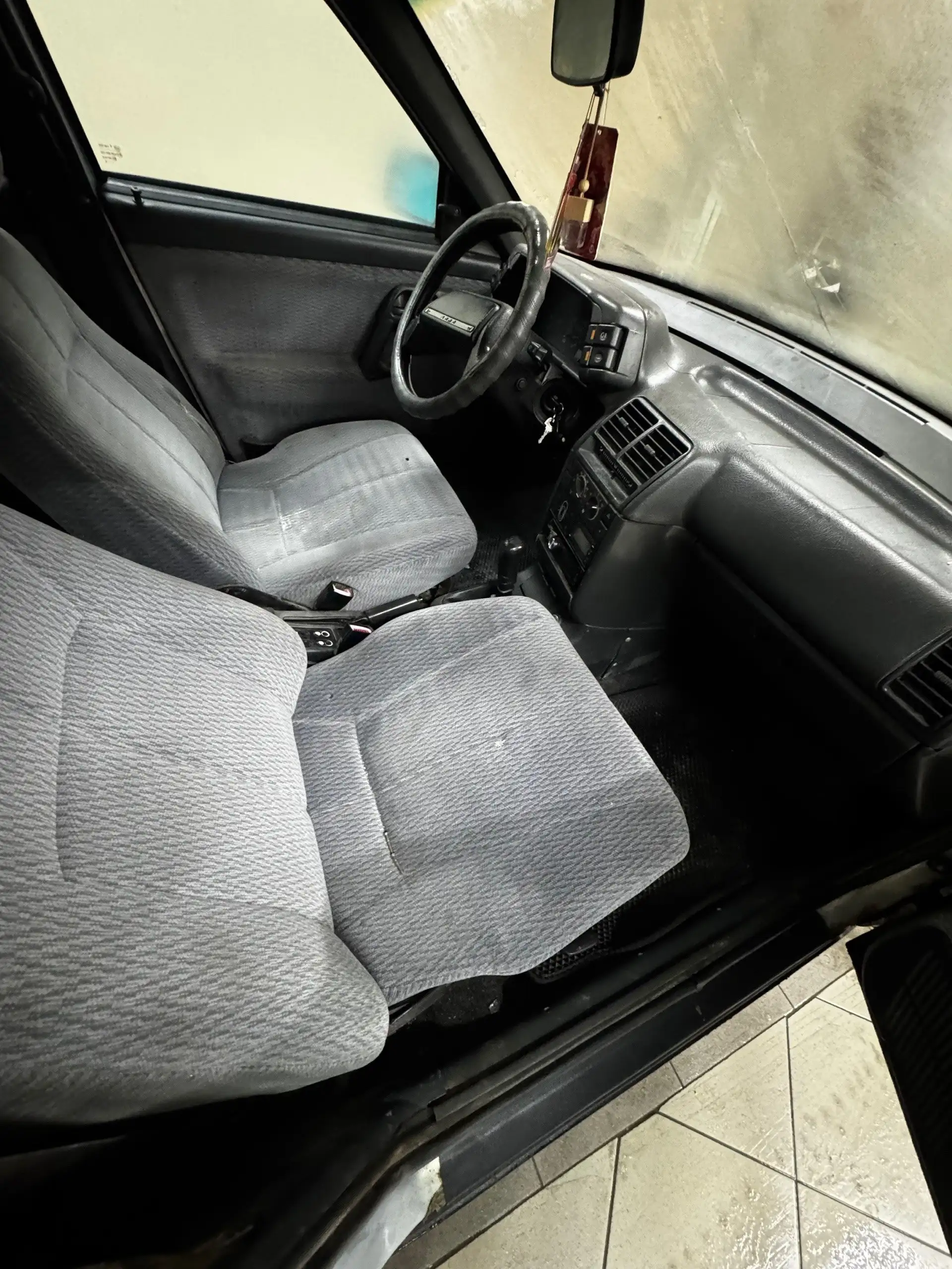 ВАЗ 2112 2004 года в отличном состоянии - Легковые автомобили (Авто) в Волгоград