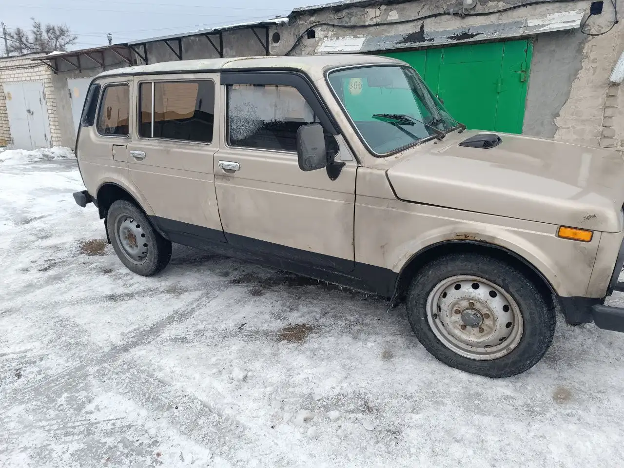 Продажа ВАЗ 2121 Нива 2001 года - Легковые автомобили (Авто) в Волгоград