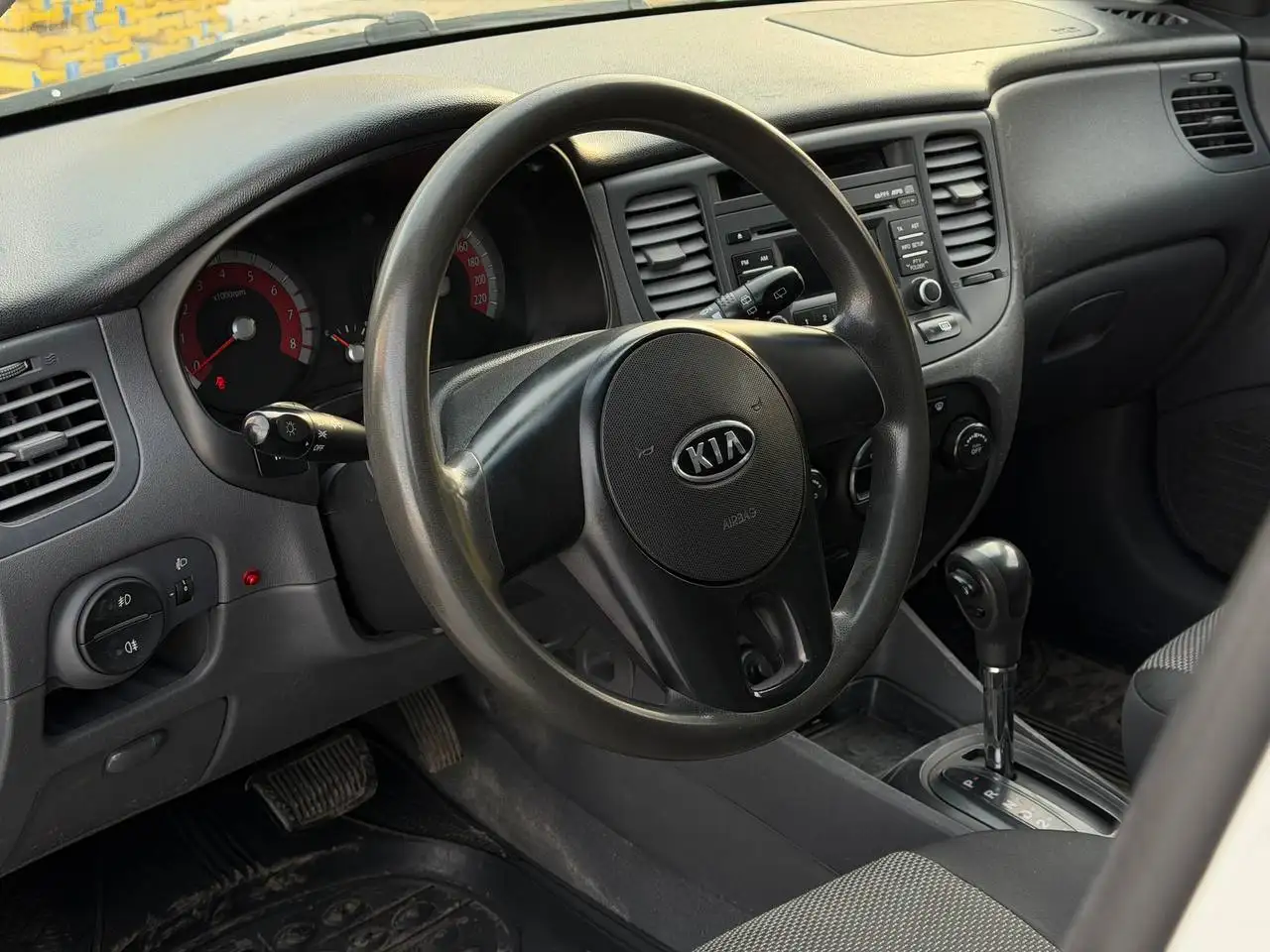 Kia Rio 2011, автомат, 320000 км, 1 хозяин - Легковые автомобили (Авто) в Волгоград