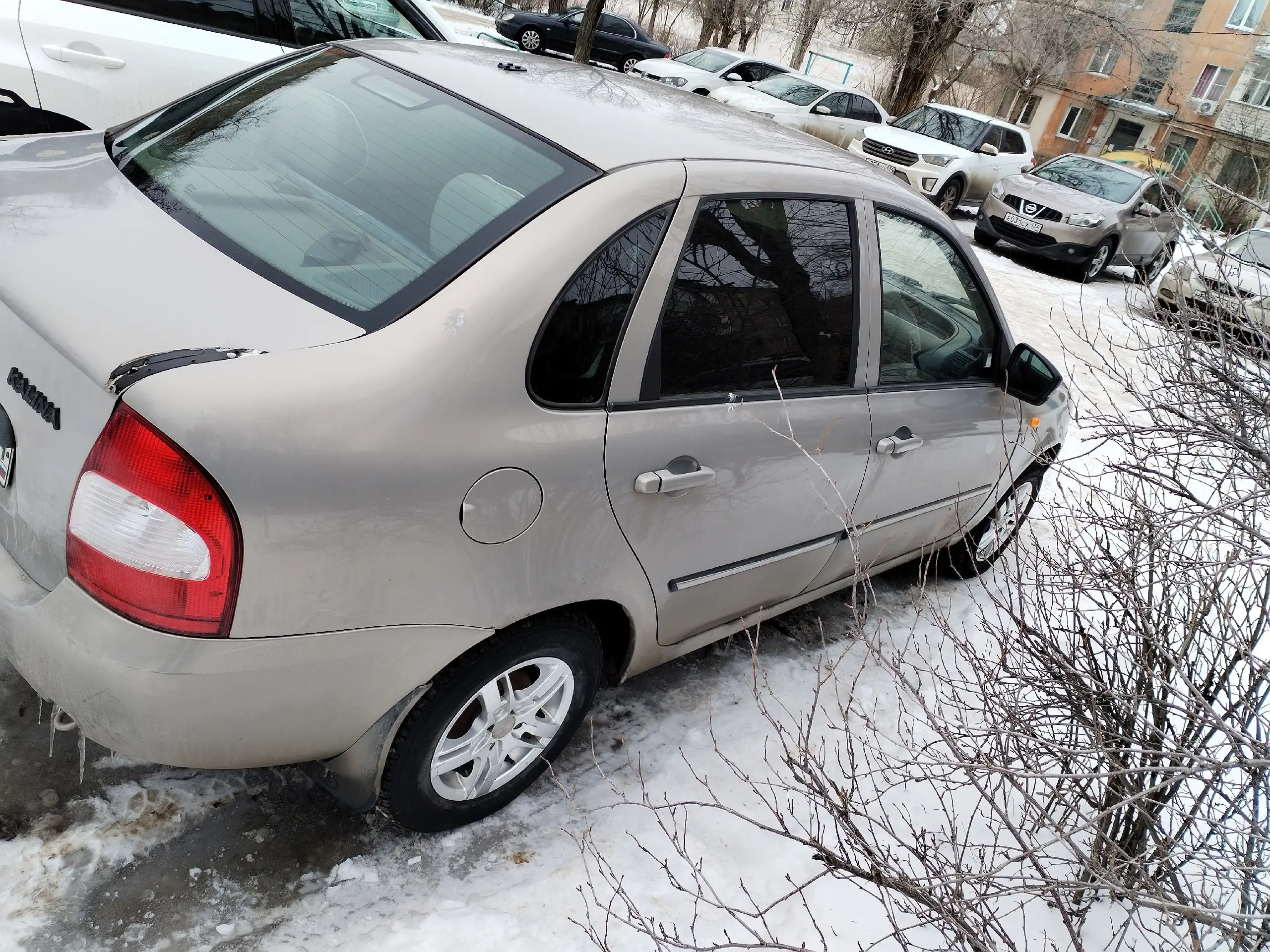 LADA Kalina 2006 года выпуска - Авто в Волжский