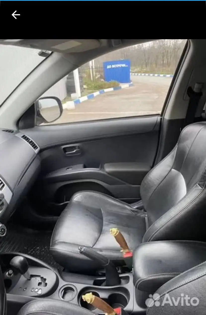 Продажа Mitsubishi Outlander 2010 года - Внедорожники, кроссоверы (Авто) в Элиста