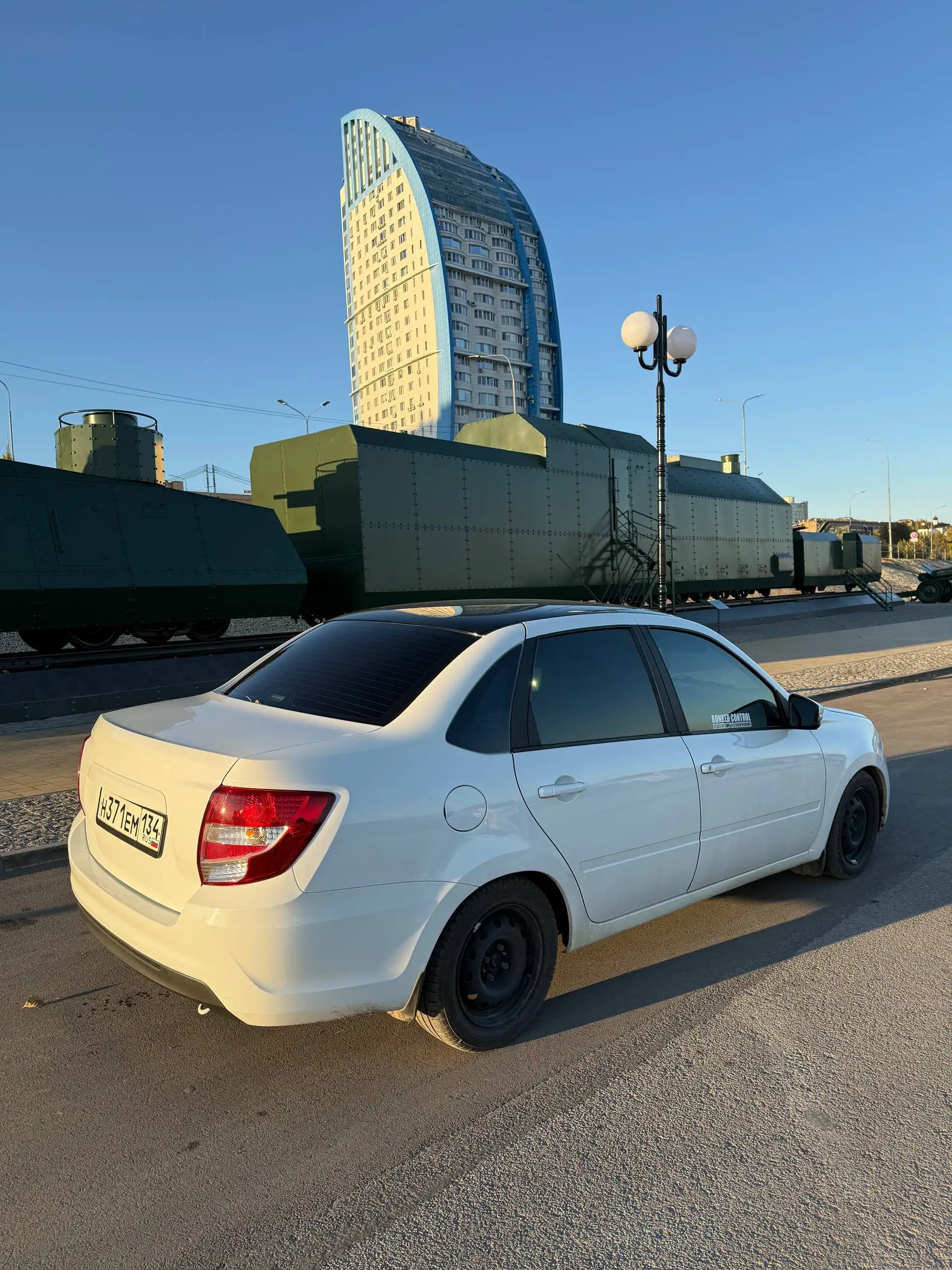 Продажа Lada Granta 2022 года с пробегом 65000 км - Легковые автомобили (Авто) в Волгоград