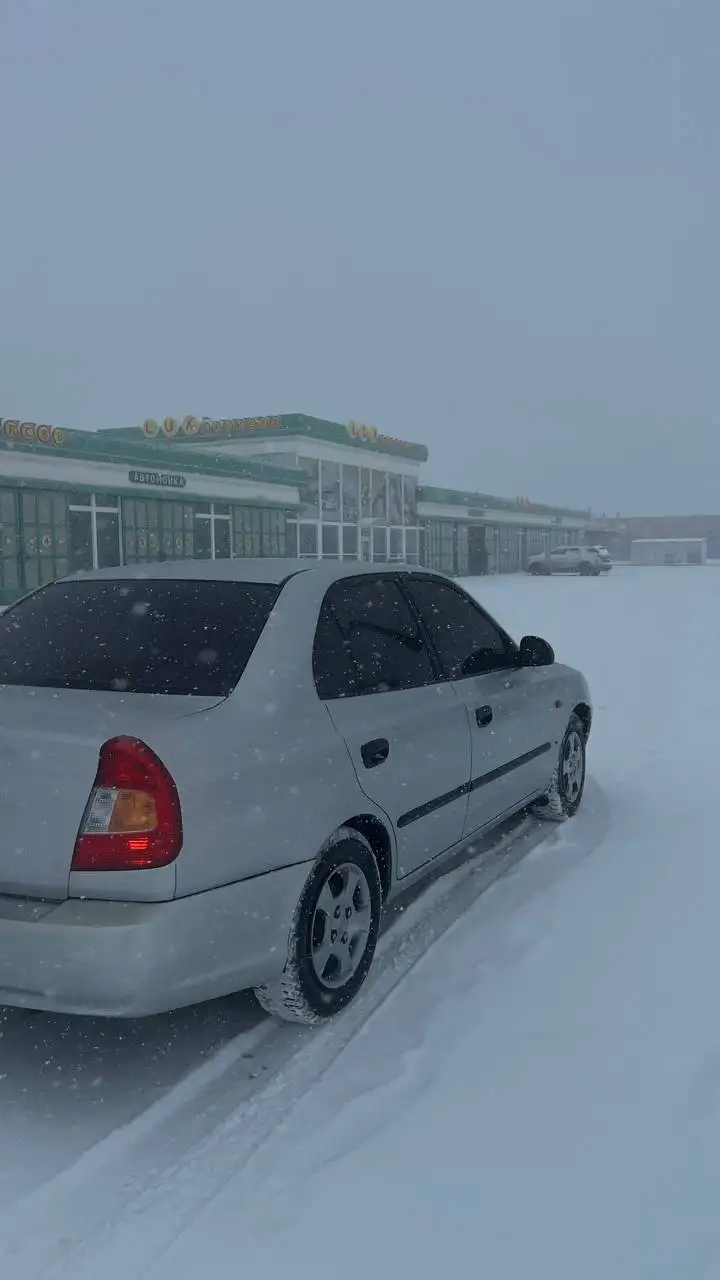 Продажа автомобиля Хендай Акцент 2006 года - Авто в Волжский