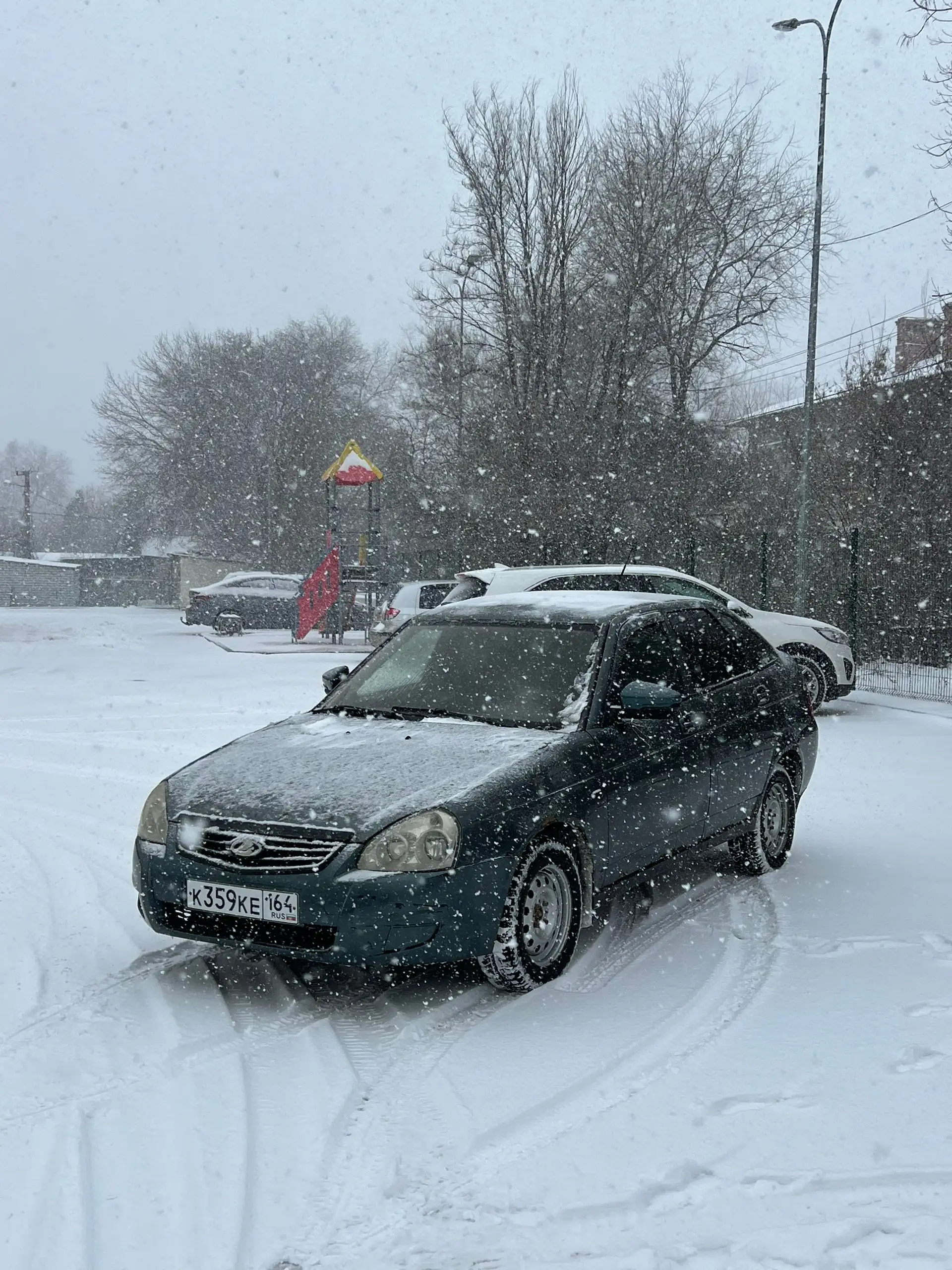 Lada Priora 2009 г. в хорошей комплектации - Легковые автомобили (Авто) в Волгоград