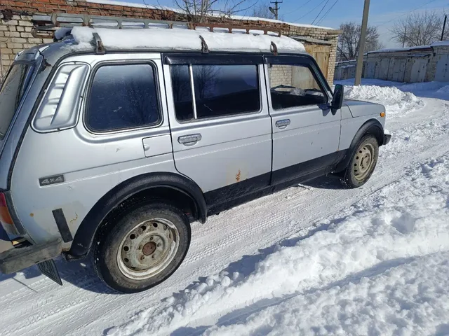 Продается Нива 2002 года, карбюратор, 5-ступенчатая МКПП - Выкуп авто в Волгоград