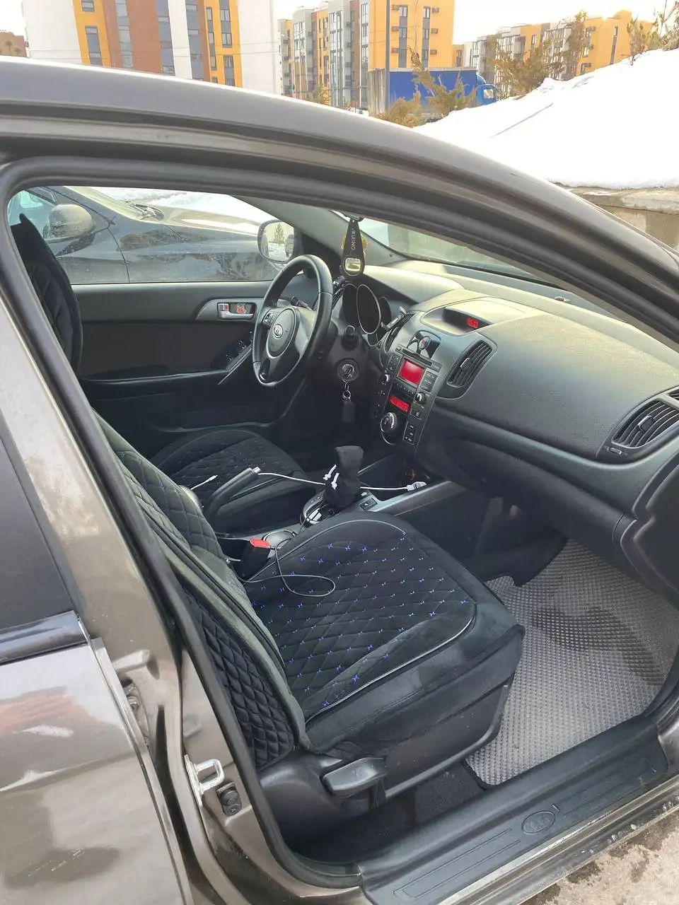 Продажа Kia Cerato 2 2010 года - Легковые автомобили (Авто) в Волгоград