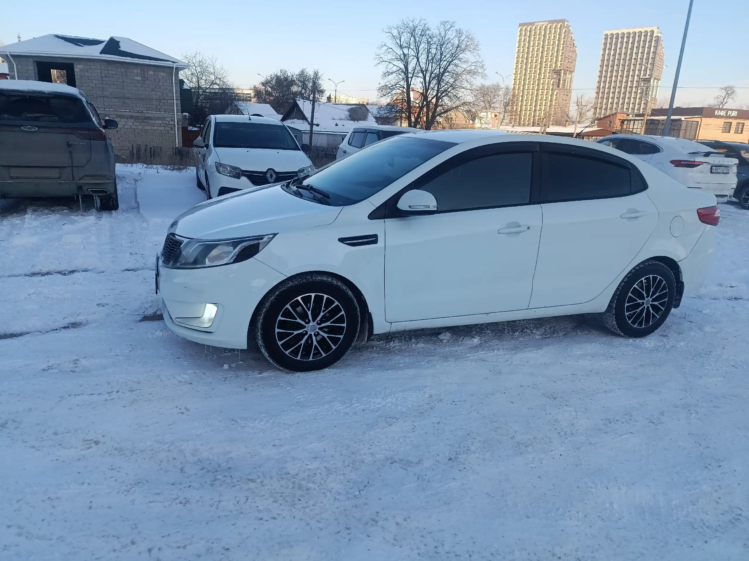 Kia Rio 3 поколения АКПП 1.6 л отличное состояние - Авто в Волгоград