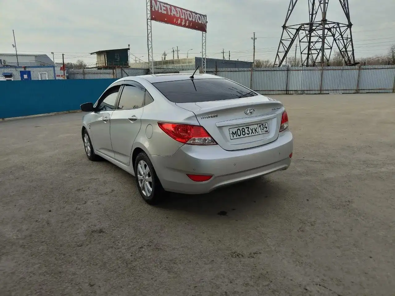 Продам Hyundai Solaris 2013 года 1.6 АКПП - Авто в Волгоград