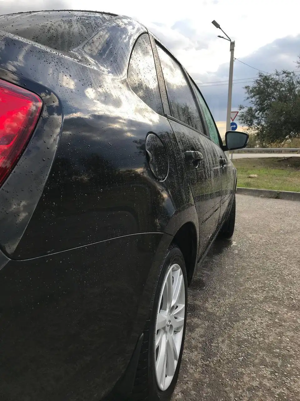 Продажа Лада Гранта 2023 года в Волжском - Легковые автомобили (Авто) в Волжский