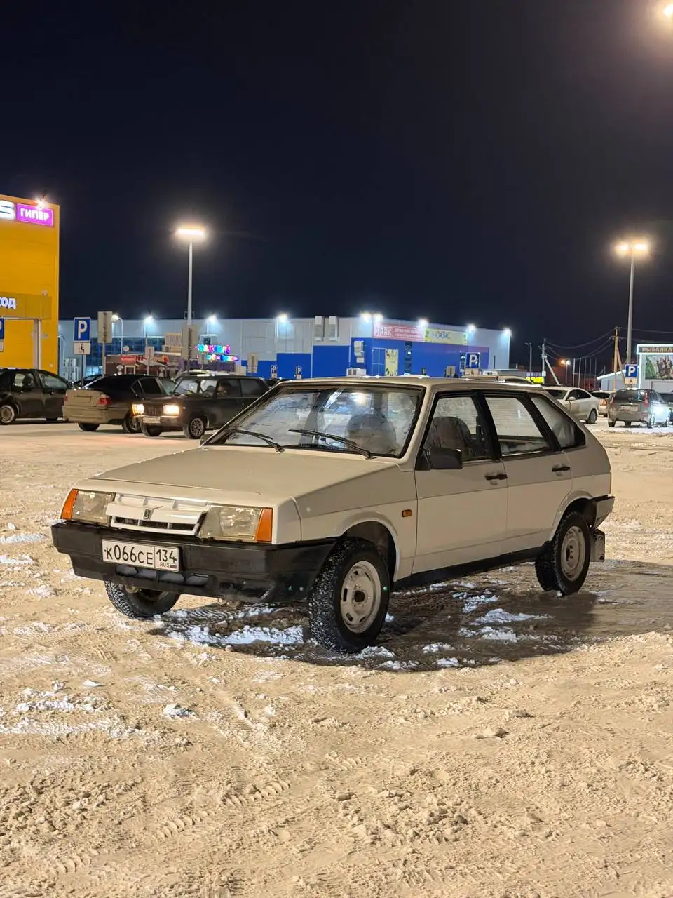 ВАЗ 2109 1987 года, механическая КПП, пробег 100000 км - Авто в Волжский