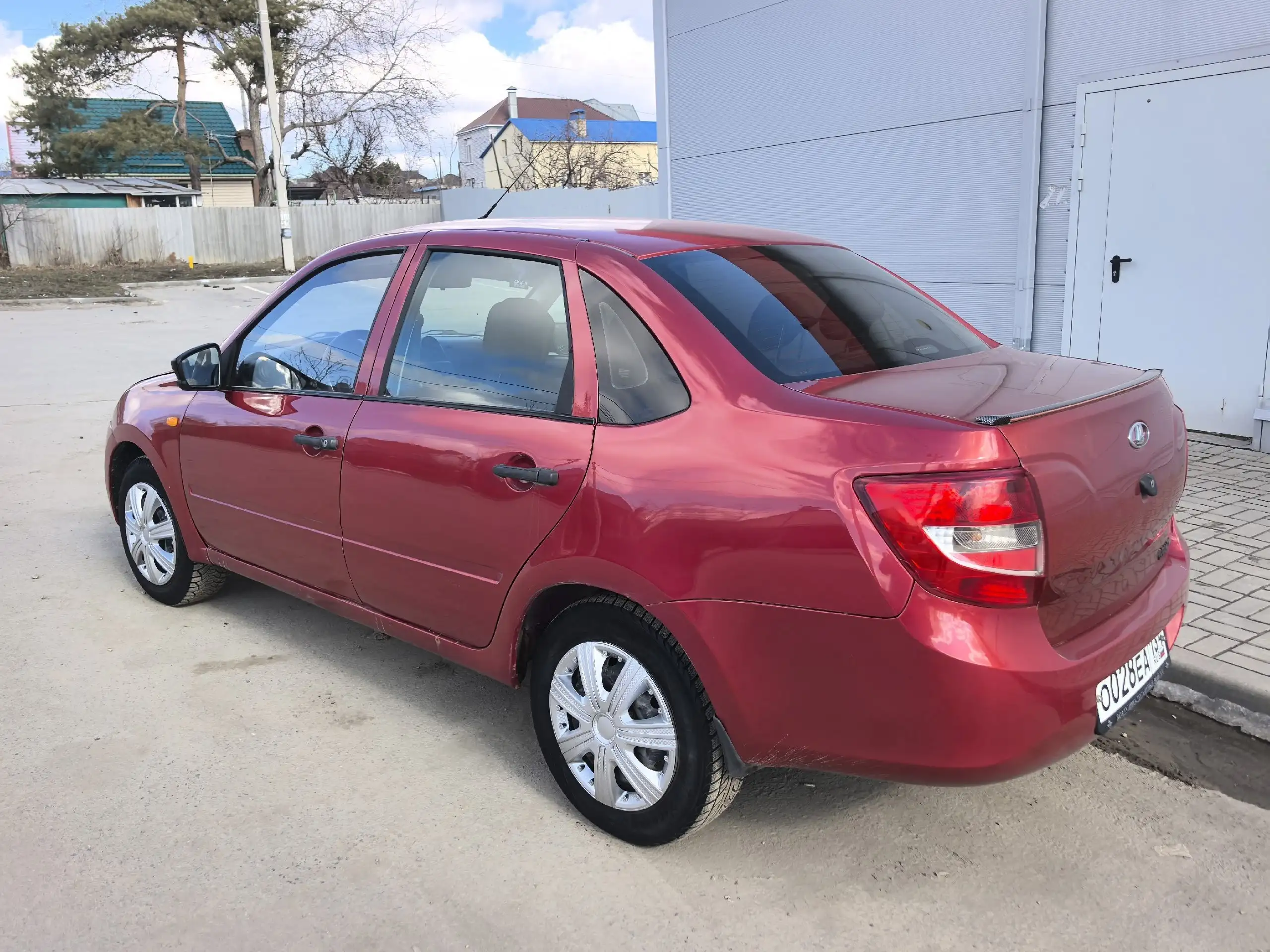 Продажа LADA Granta 2013 года в отличном состоянии - Легковые автомобили (Авто) в Волгоград