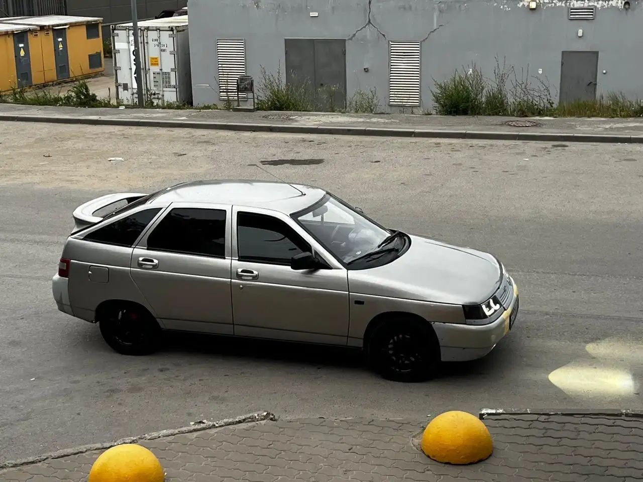 Продажа Lada 2112 с двигателем 1.6L 16 клапанов - Авто в Волгоград