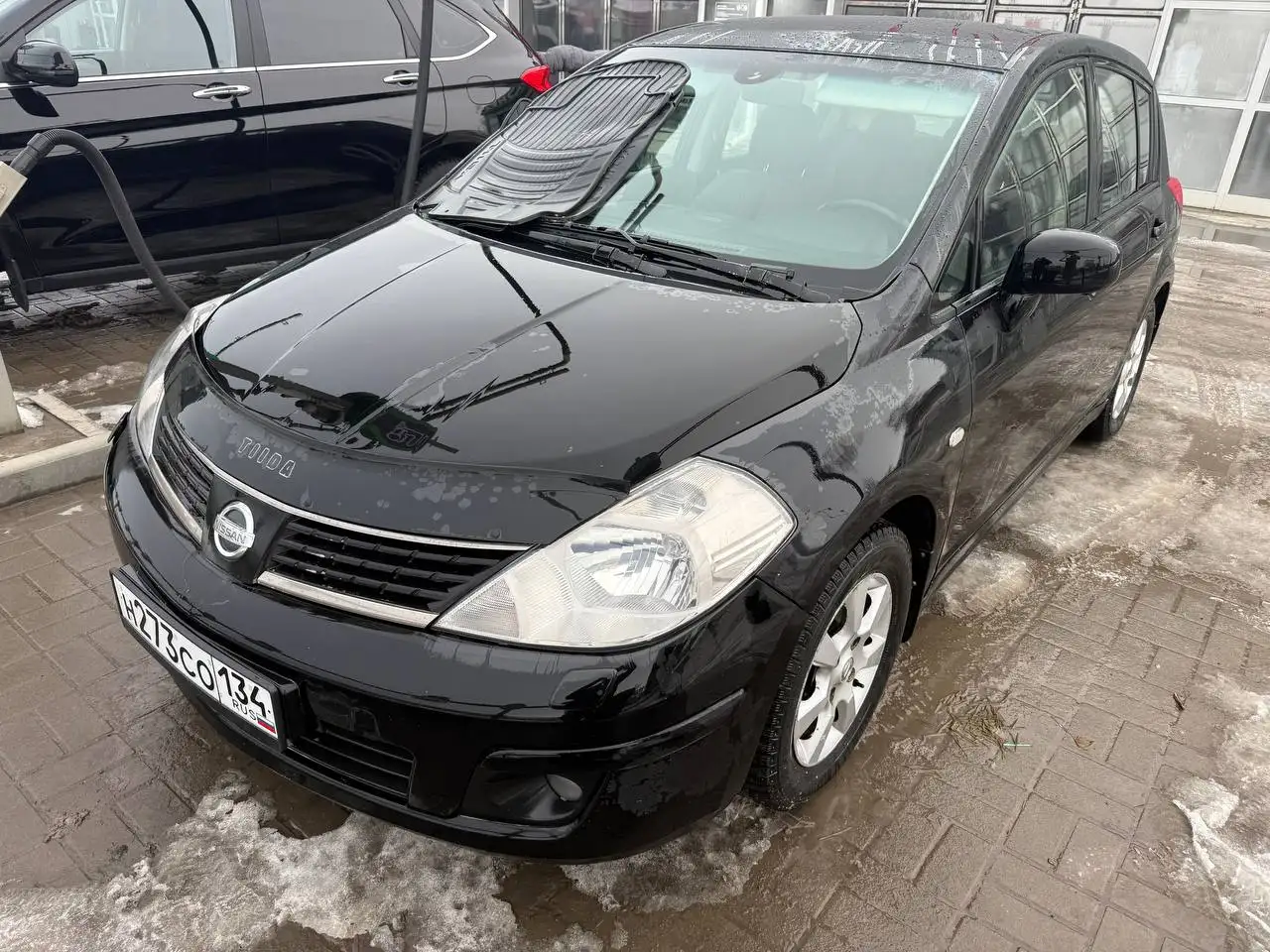Продажа Nissan Tiida 2007 года с автоматом, пробег 285 тыс. км - Авто в Волгоград