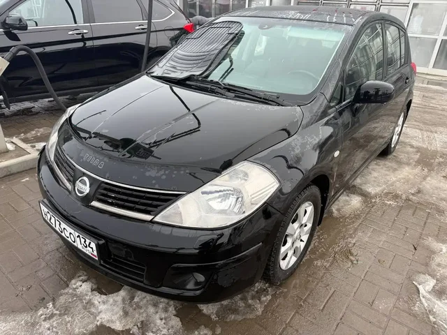 Продажа Nissan Tiida 2007 года с автоматом, пробег 285 тыс. км - Авто в Волгоград