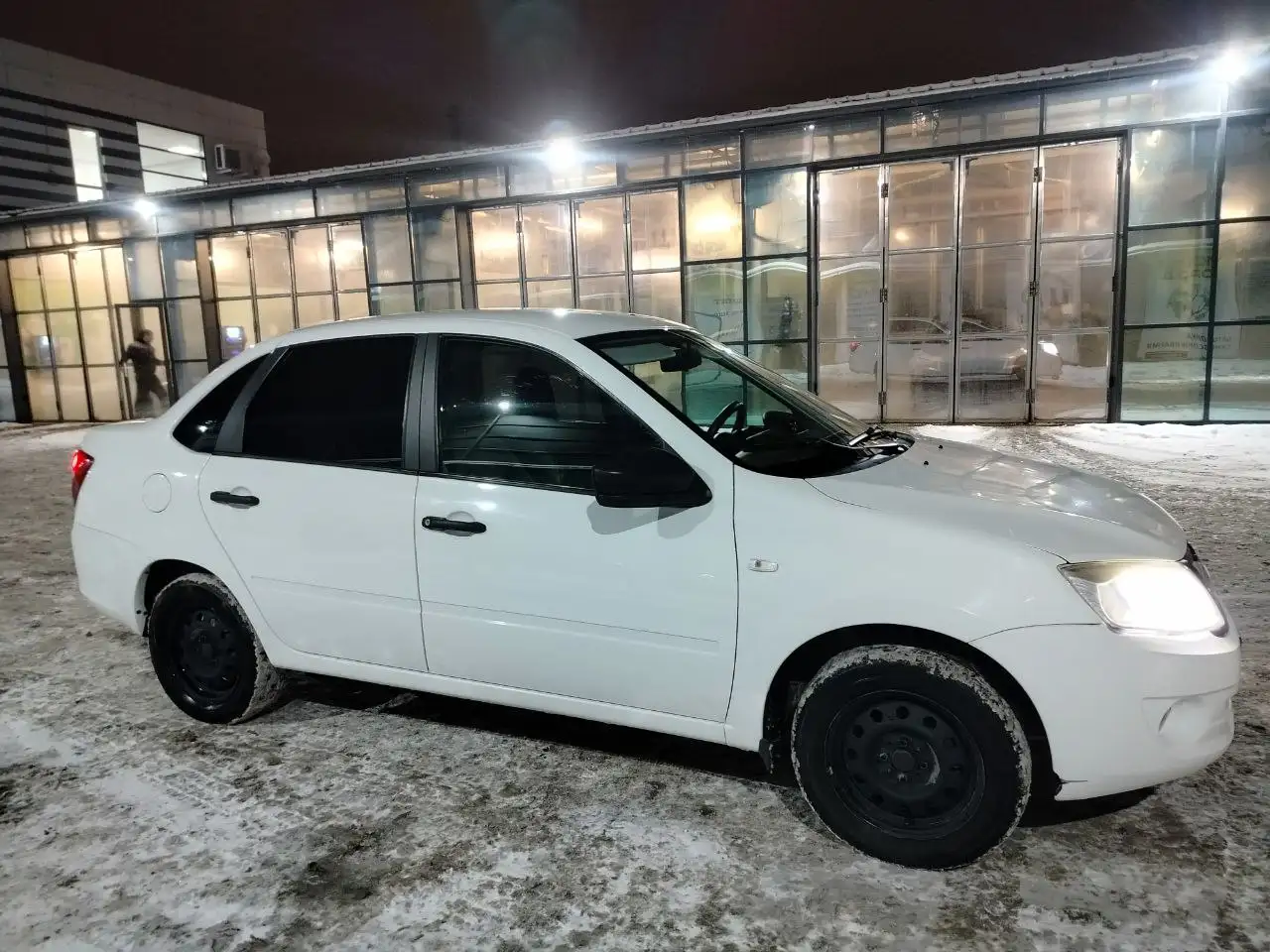 Лада Гранта 2017 года с пробегом 136000 км - Авто в Волгоград