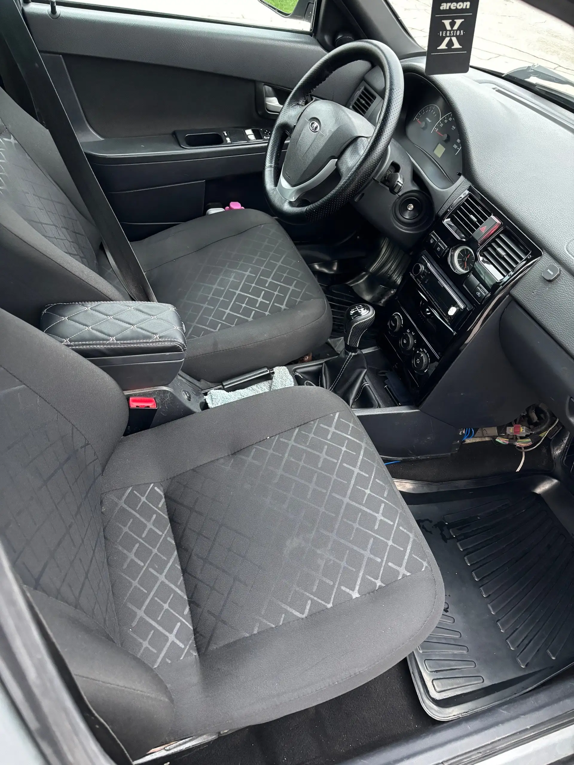 Lada Priora 2012 г.в. в отличном состоянии с тюнингом - Авто в Волгоград