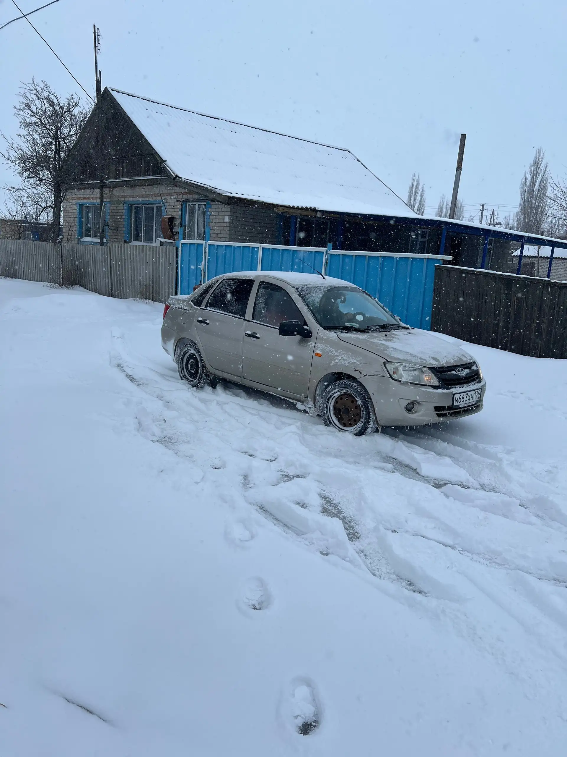 Лада Гранта 2013 года - Легковые автомобили (Авто) в Волгоград