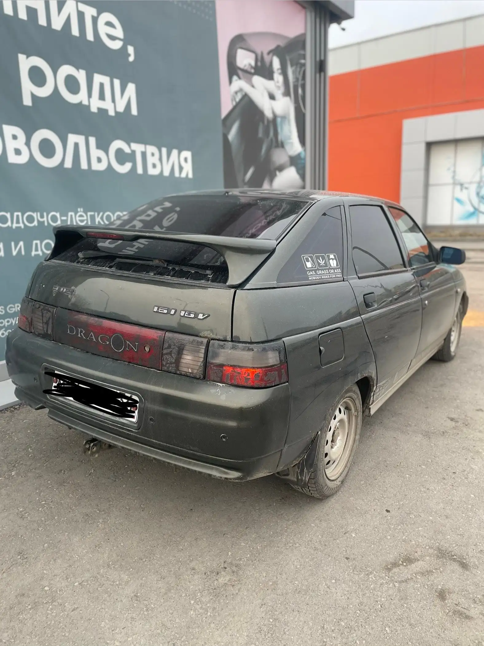 ВАЗ 2112 6-летний с пробегом 200 тыс. км - Легковые автомобили (Авто) в Волжский