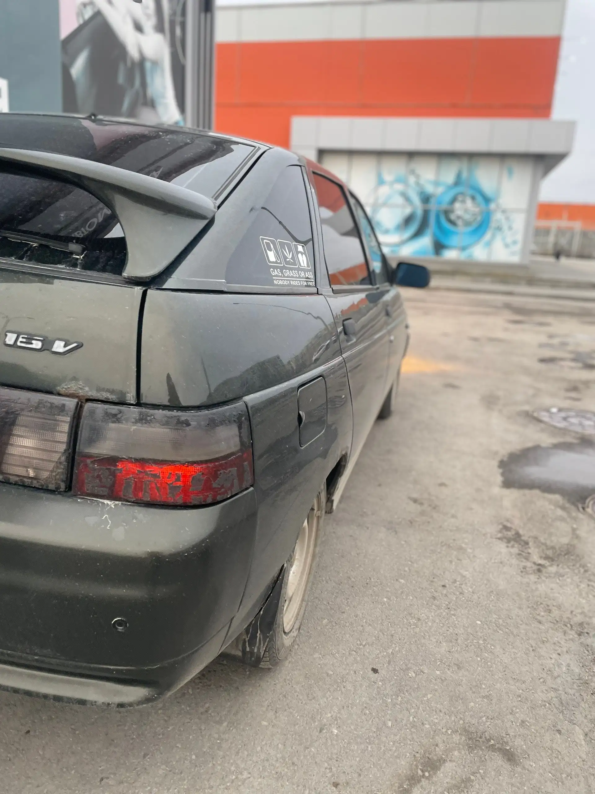 ВАЗ 2112 6-летний с пробегом 200 тыс. км - Легковые автомобили (Авто) в Волжский