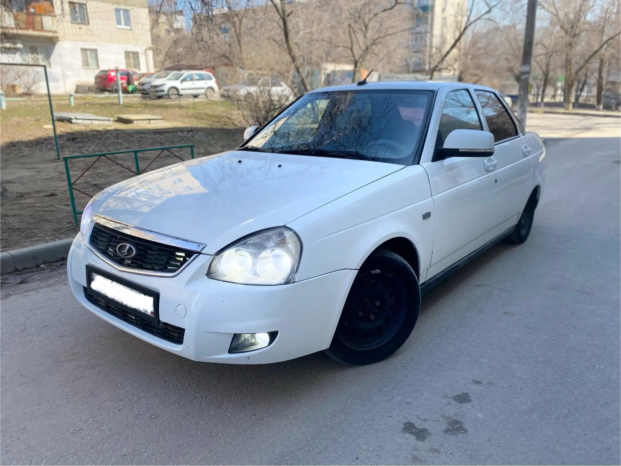 Продажа автомобиля Лада Приора 2012 года - Легковые автомобили (Авто) в Волгоград