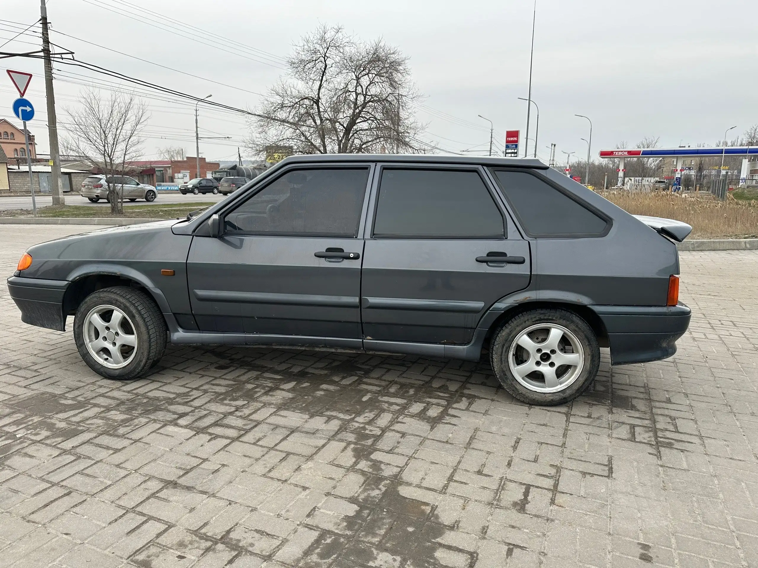 ВАЗ 2114 2013 г. в отличном состоянии с мощной аудиосистемой - Легковые автомобили (Авто) в Волгоград