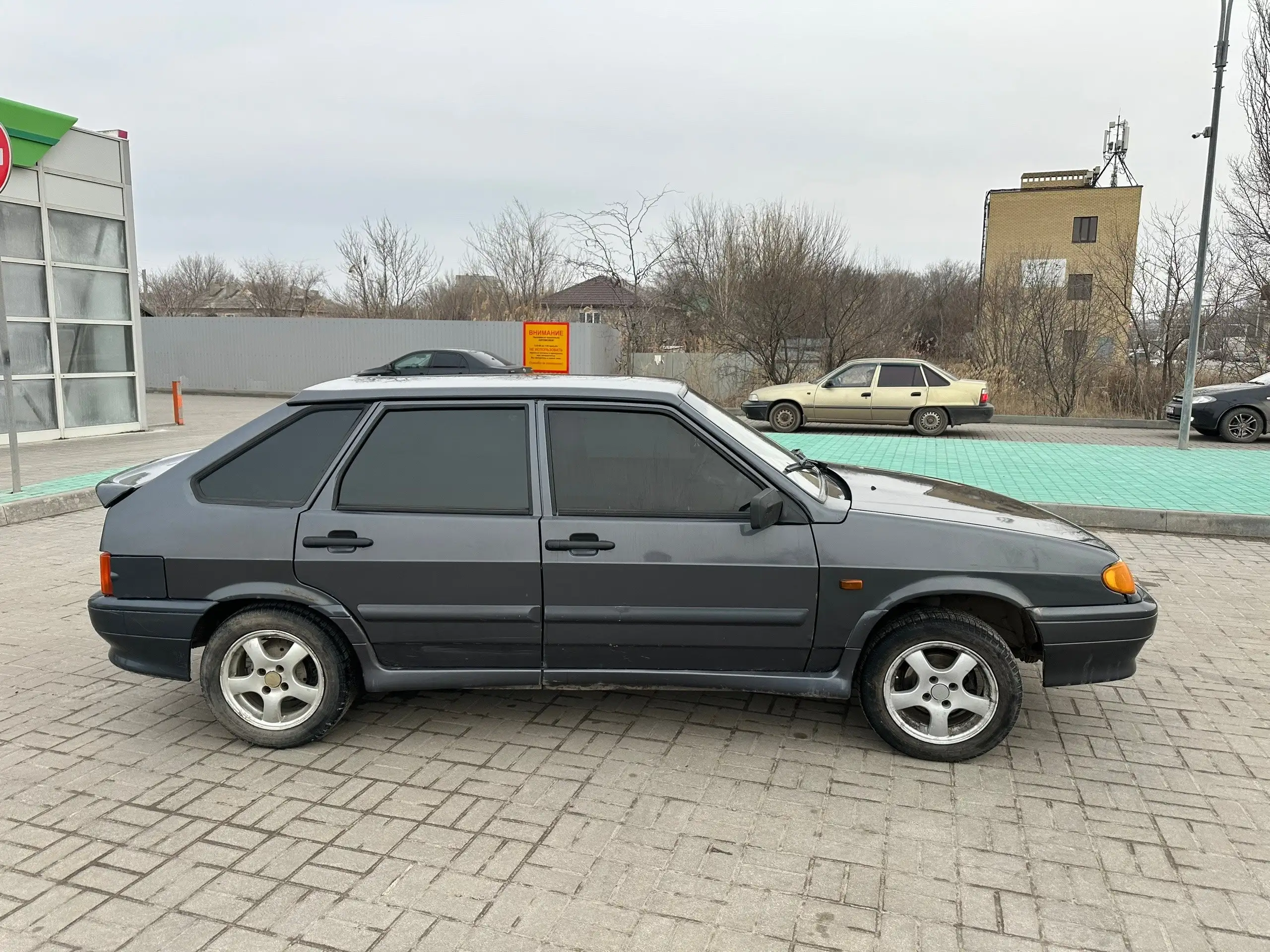 ВАЗ 2114 2013 г. в отличном состоянии с мощной аудиосистемой - Легковые автомобили (Авто) в Волгоград