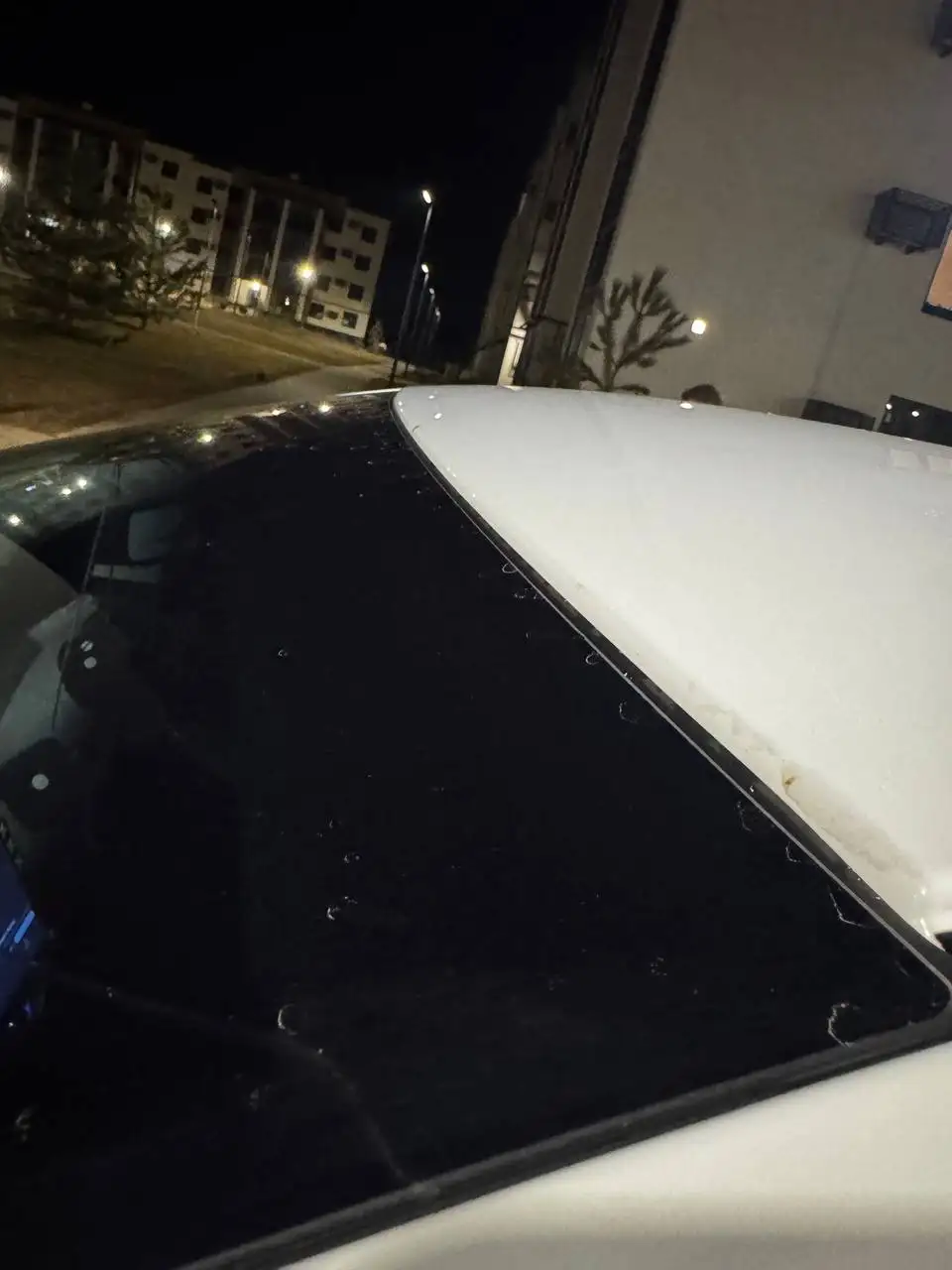 Hyundai Solaris 2012 года с пробегом 250 000 км - Легковые автомобили (Авто) в Волгоград