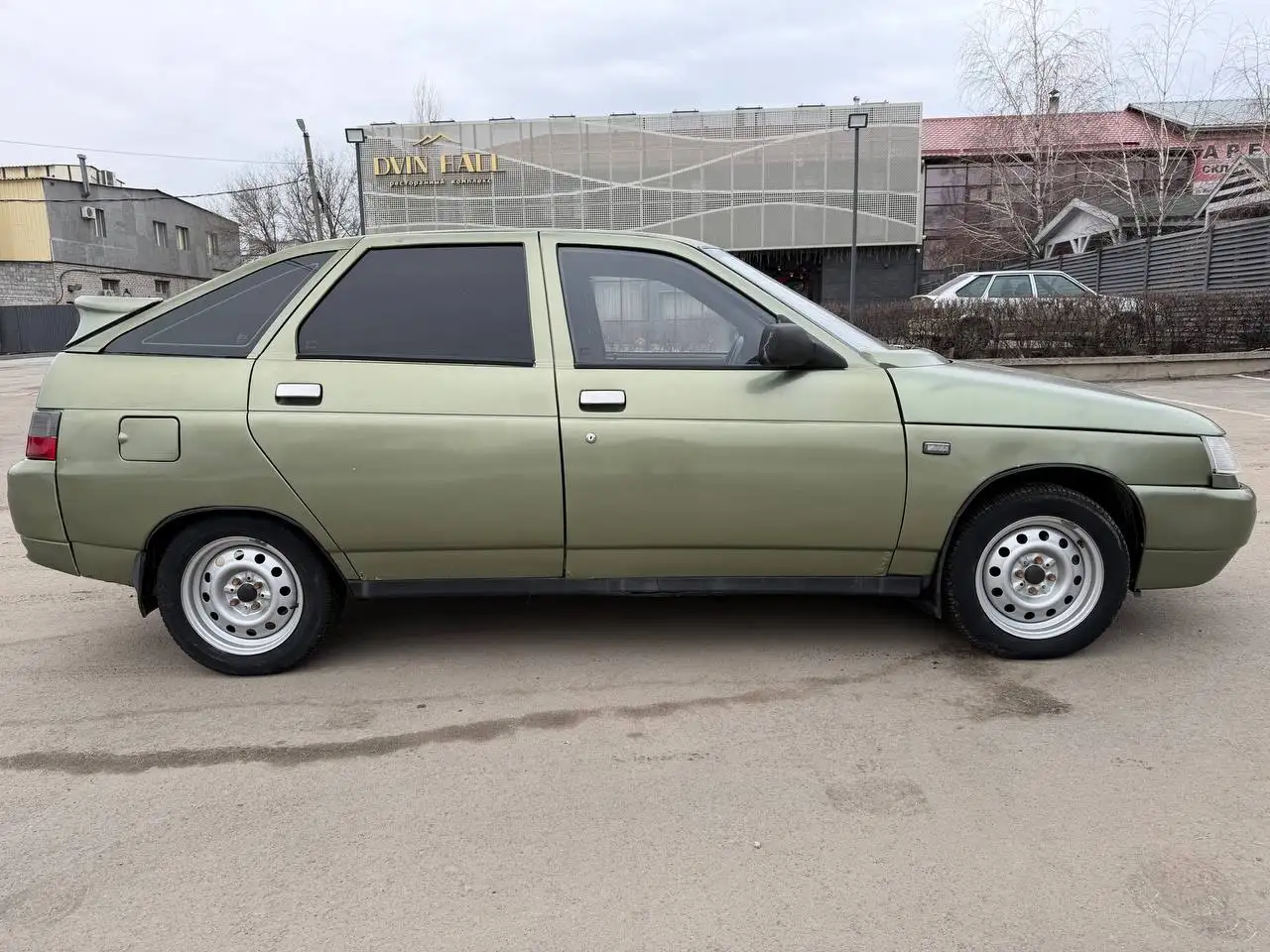 Продам ВАЗ 2112 2001 года с пробегом 130 000 км - Легковые автомобили (Авто) в Волгоград