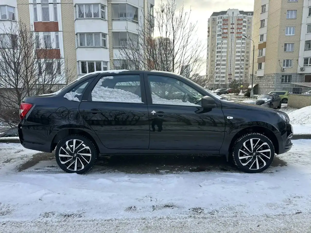 Продам Ладу Гранта 2026 года - Легковые автомобили (Авто) в Волгоград