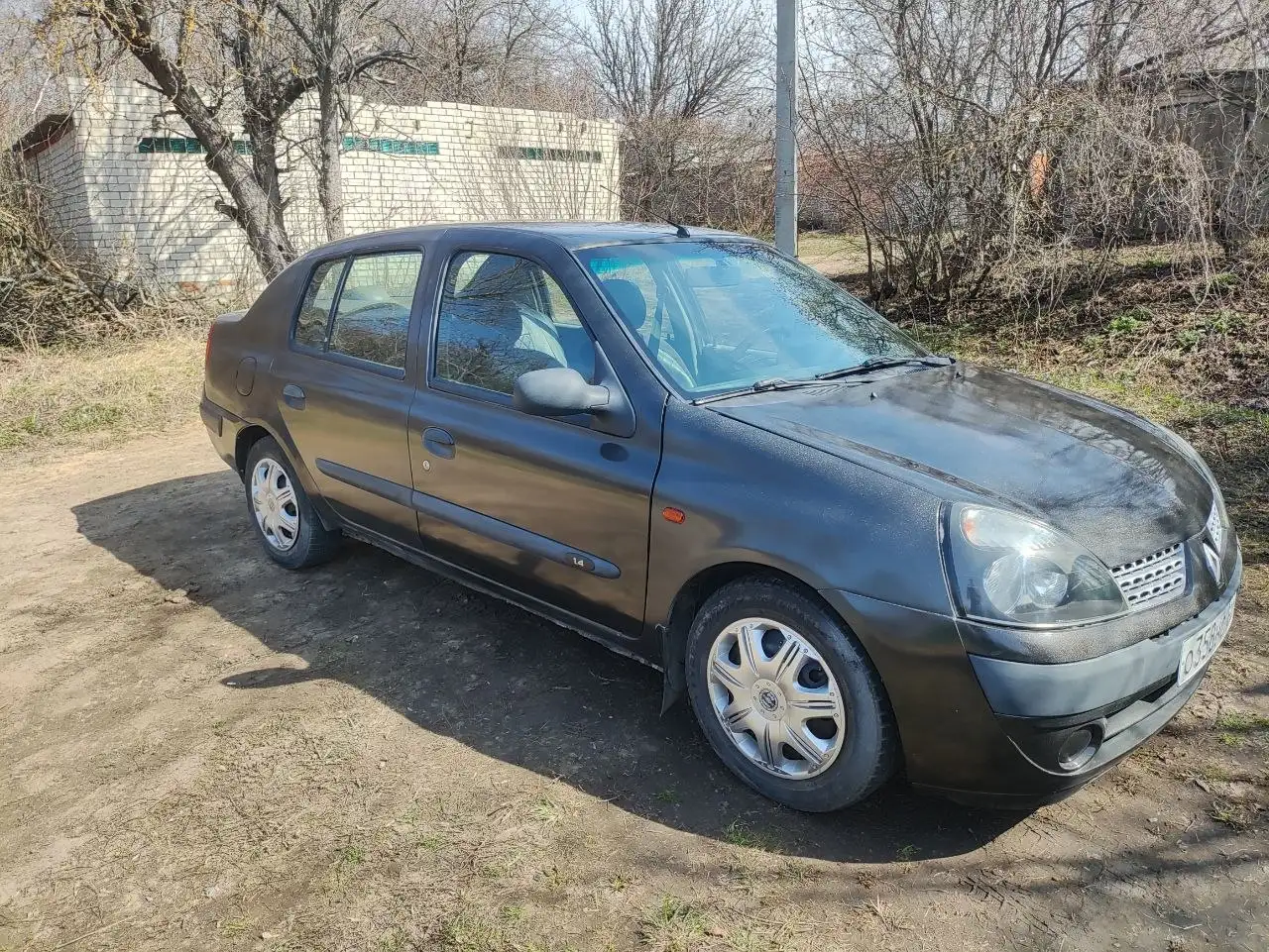 Продажа Renault Symbol 2002 года - Авто в Урюпинск