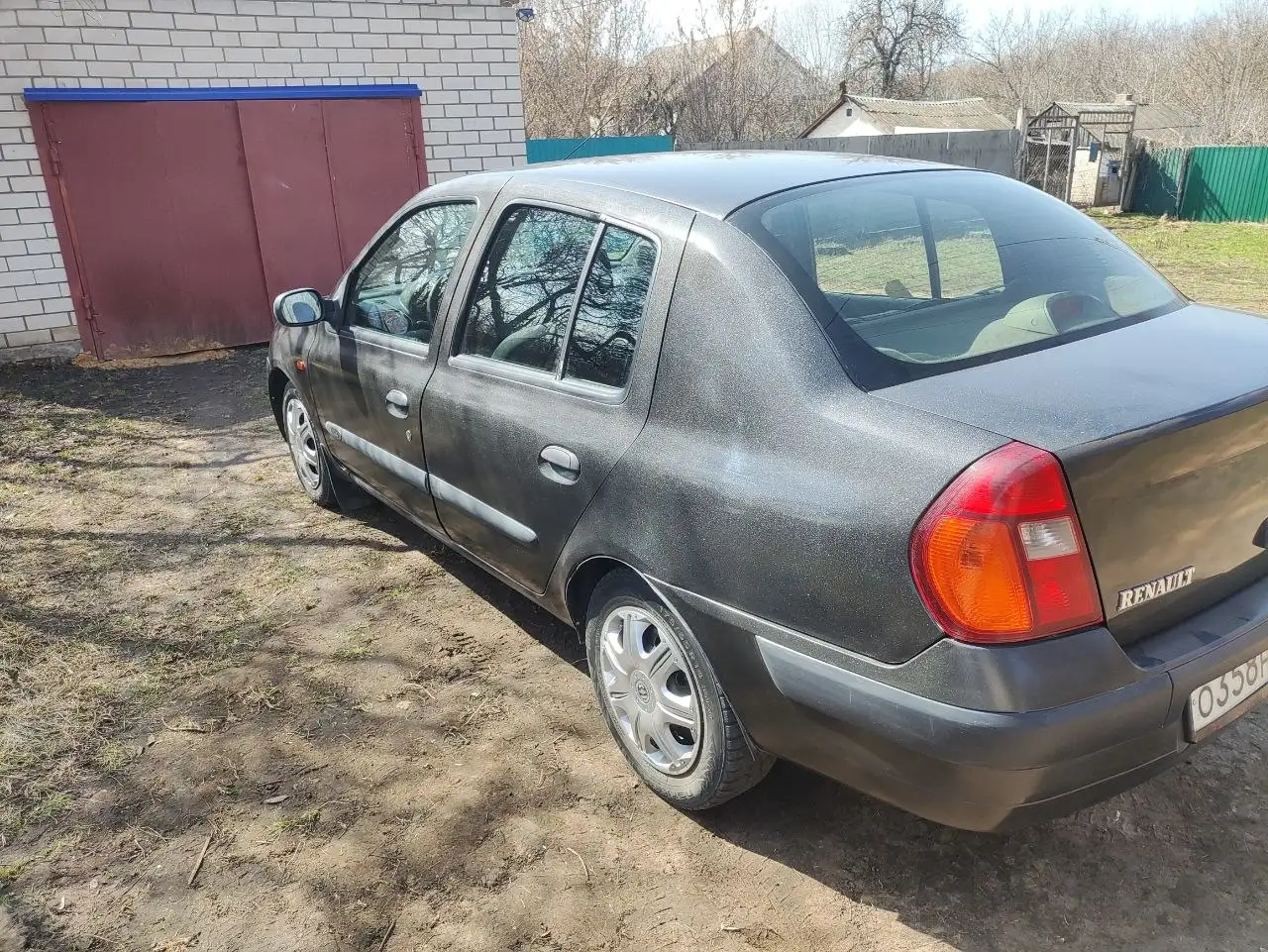 Продажа Renault Symbol 2002 года - Авто в Урюпинск