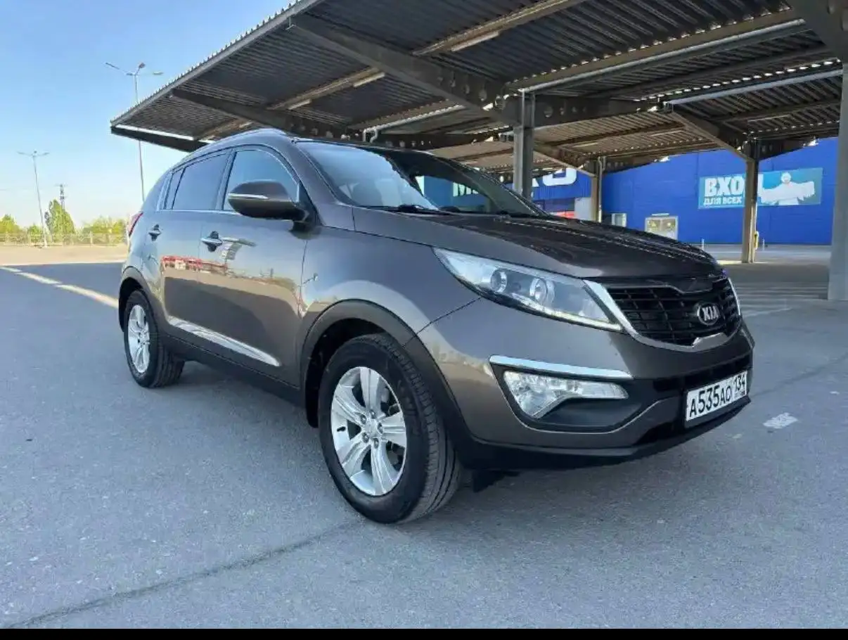 Kia Sportage 2013 года с автоматической коробкой передач - Авто в Волгоград