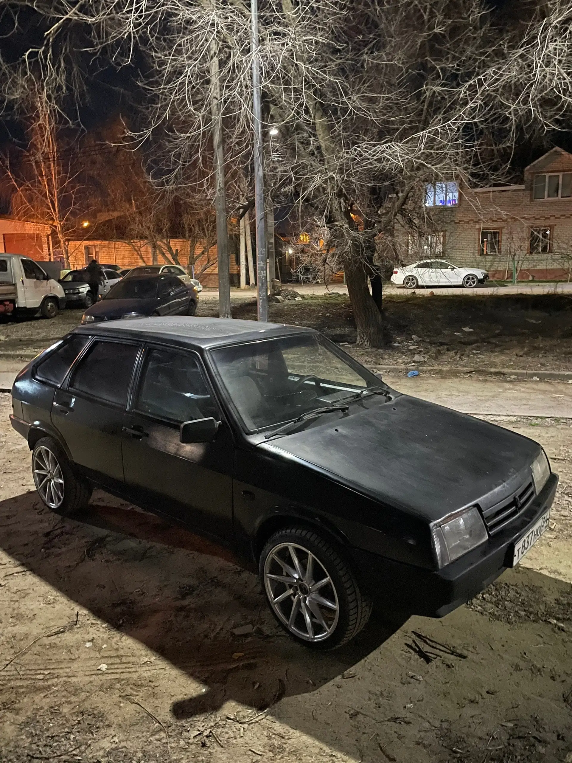 ВАЗ 2109 с новыми колесами R17, дымящим мотором - Авто в Волгоград