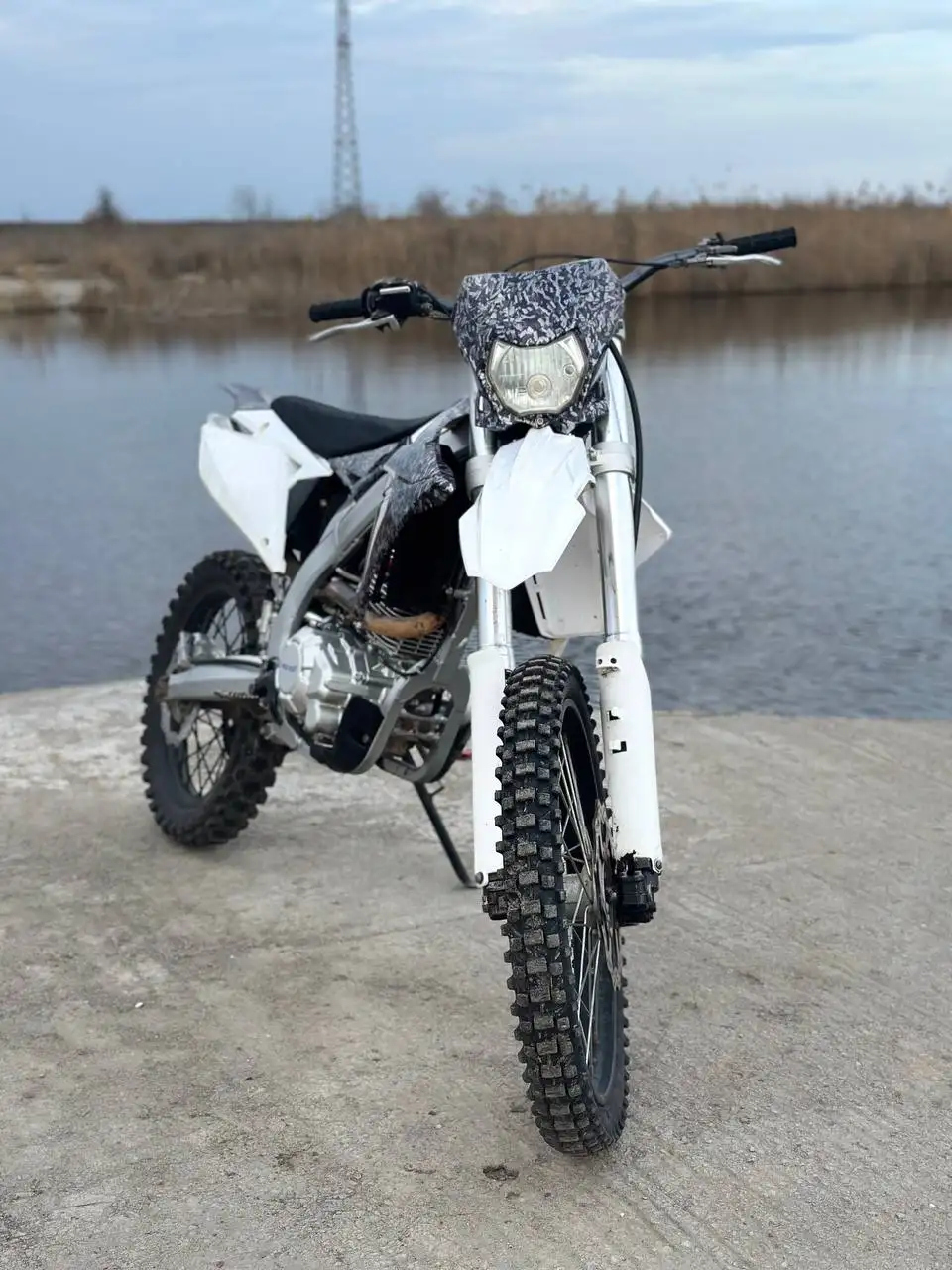 Продам мотоцикл эндуро Rockot R1 2022 года - Мотоциклы (Авто) в Новоаннинский