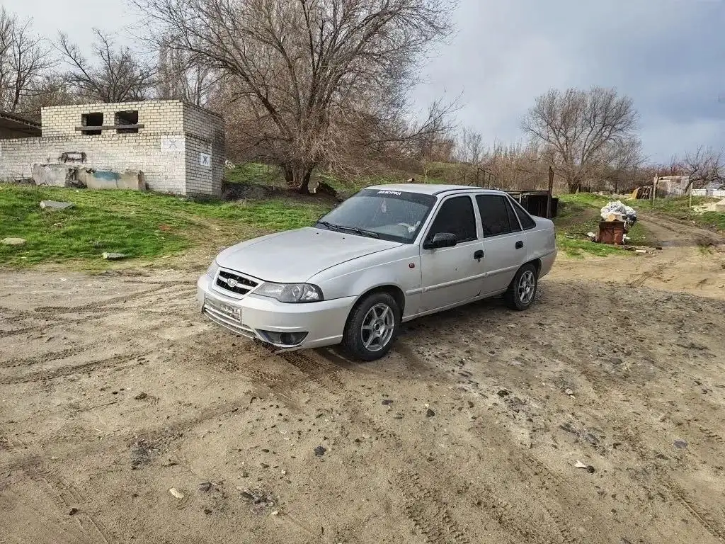 Деу Нексия 150 2012 года с пробегом 175000 км - Авто в Волгоград